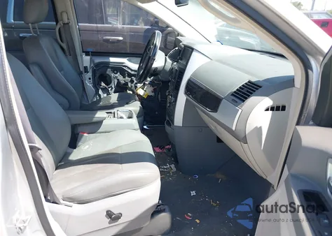 2010 Dodge Grand Caravan Sxt from USA, damaged, VIN 2D4RN5DX8AR124993